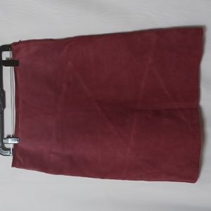 CUERO Women's Genuine Burgundy Suede Leather Skirt. Size 6
